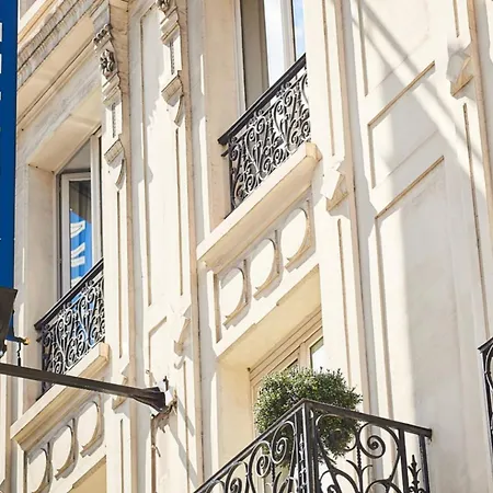 Hotel Cervantes By Happyculture Parigi