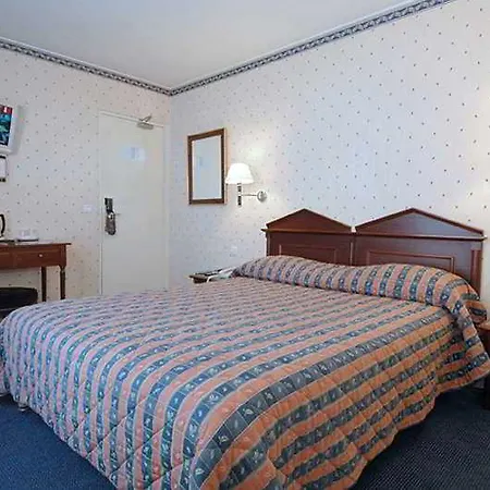 Cervantes By Happyculture Hotel Parigi