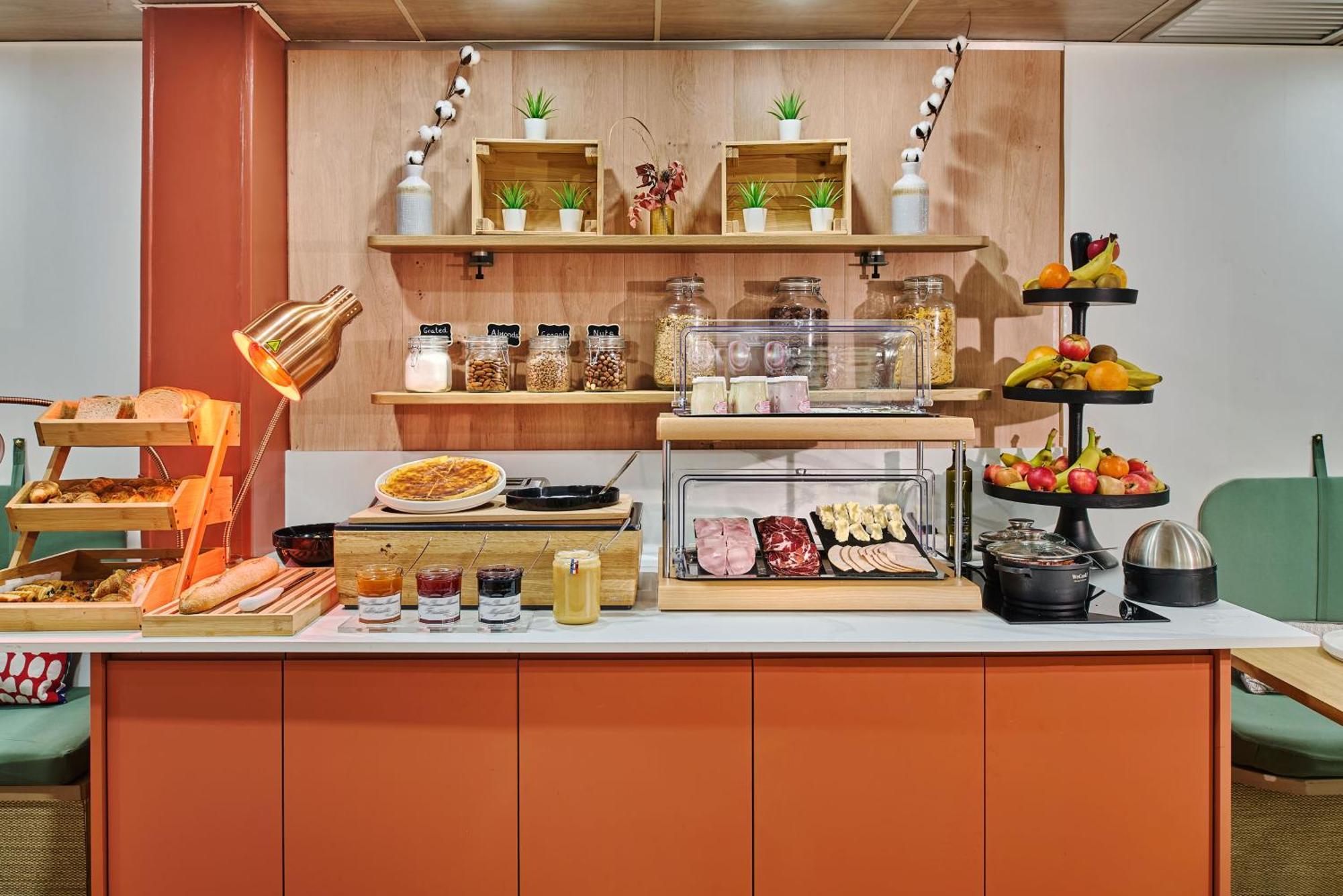 Hotel Cervantes By Happyculture Parigi